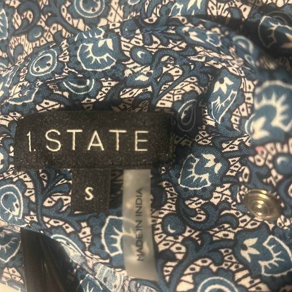 1. State Cloud Dancer Folklore Blue Blouse Size Small NWT - Picture 12 of 12